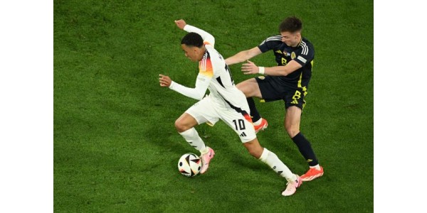 Jamal Musiala scoret det første målet i europacupen